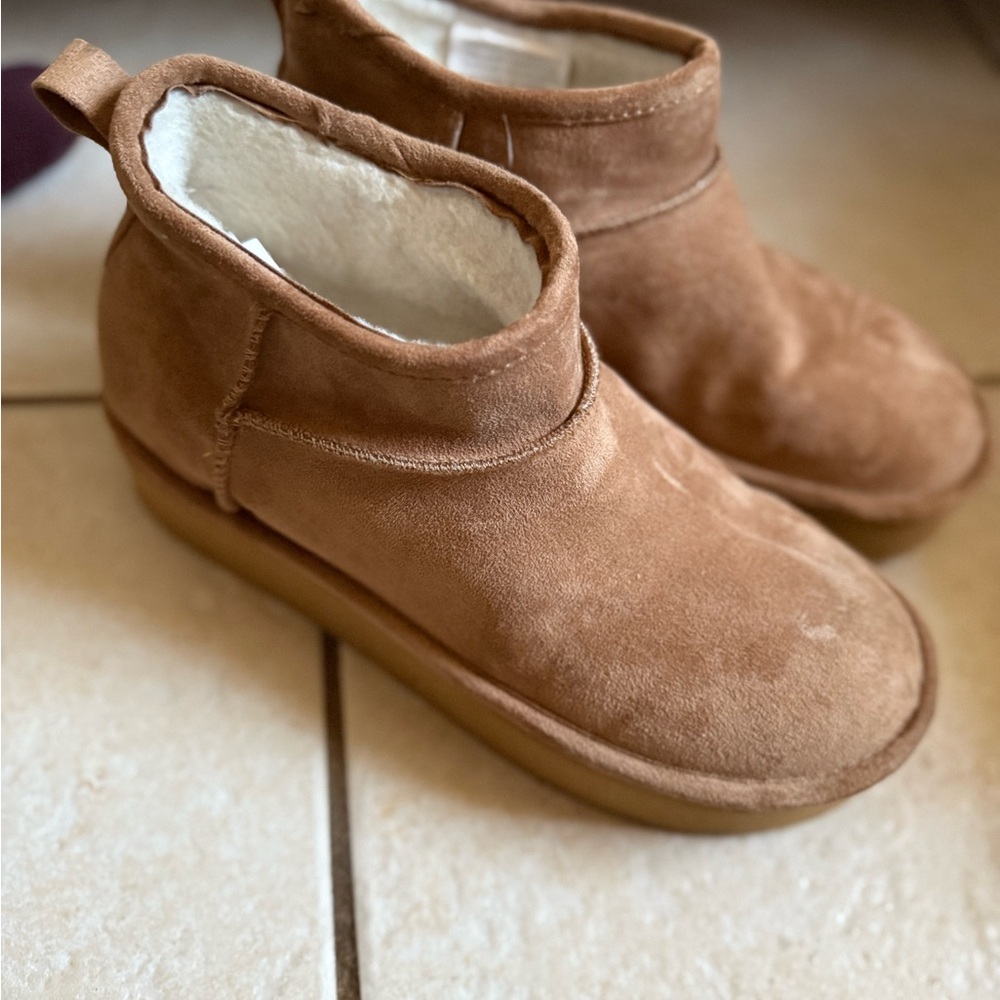 Madden NYC brown suede boots